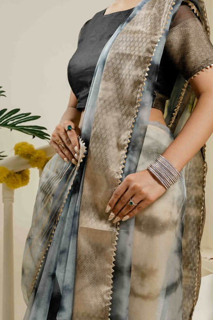 BLACK KEERTHI SAREE